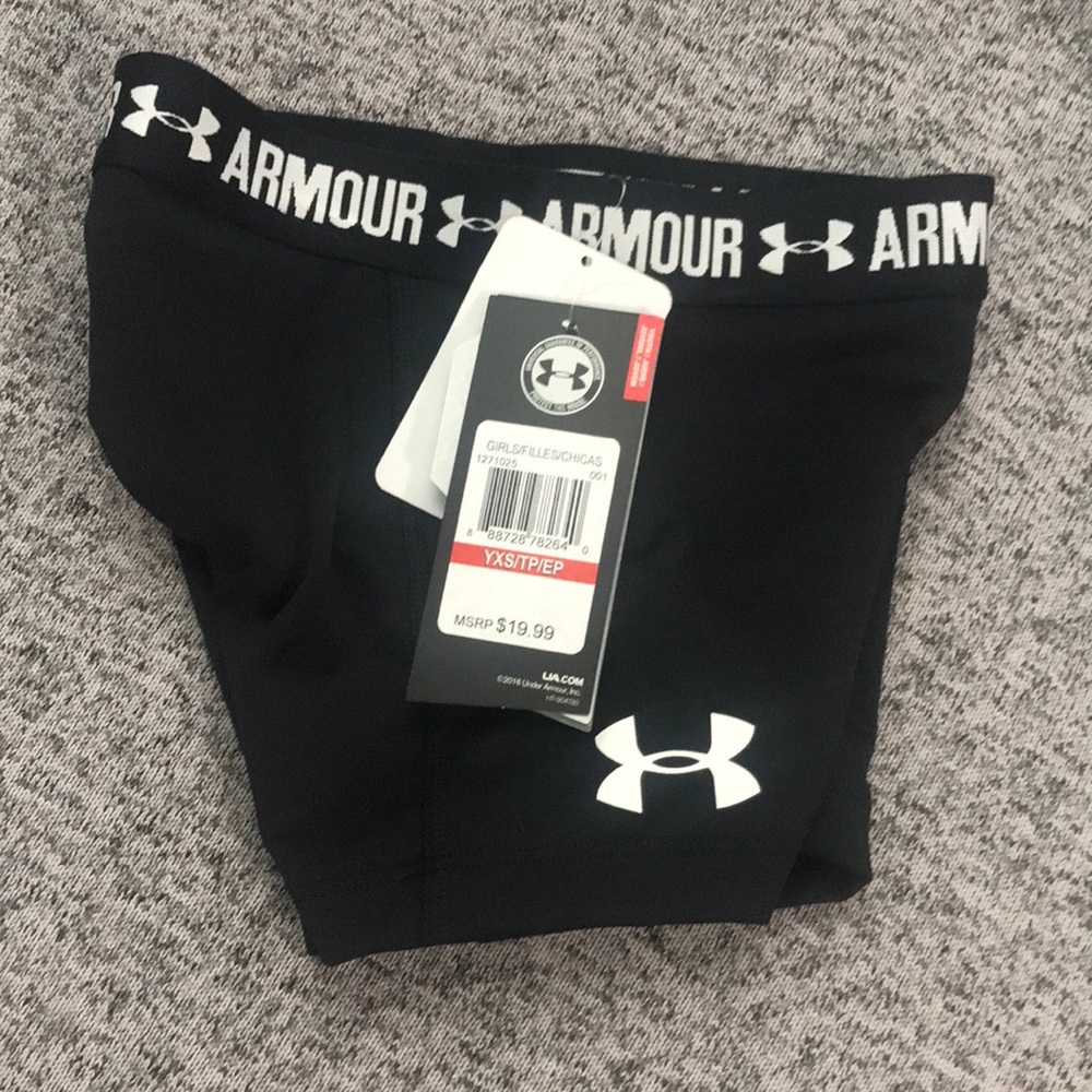Girl’s XS UA Compression Shorts NWT Never Worn